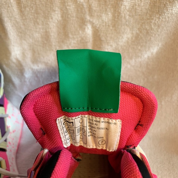 Women’s Wedge Platform Sneaker - Picture 6 of 6